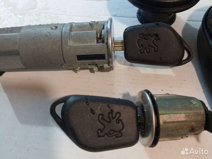 Замок зажигания пежо 206