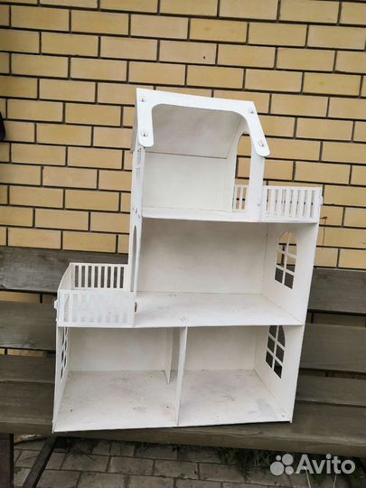 Домик кукольный