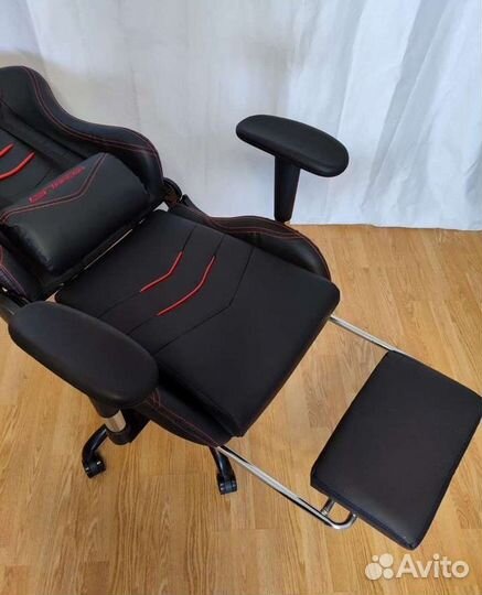 Компьютерное кресло игровое геймерское
