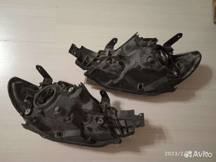 Фары mitsubishi outlander 2006г