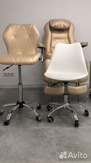 Стул визажиста