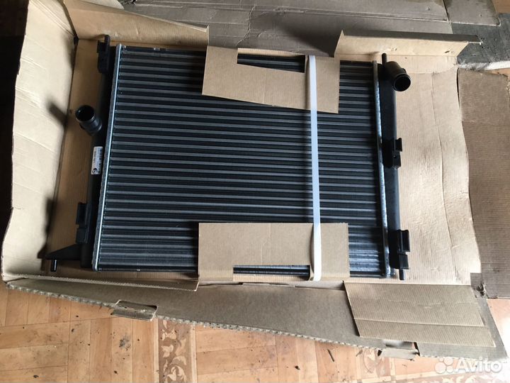 Радиатор Логан, Ларгус,Дастер