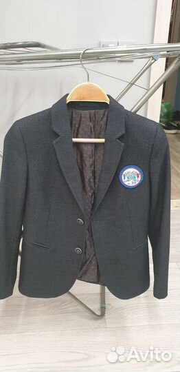 Костюм на мальчика серый