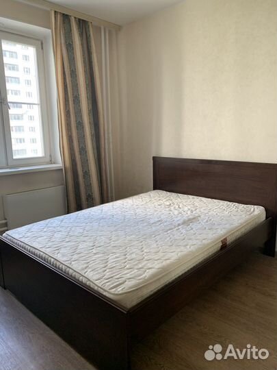 Кровать IKEA 140х200