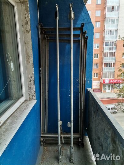 Механизм запирания (замки) от 24-т. контейнера