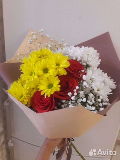 Букеты, цветочные композиции на 1 сентября