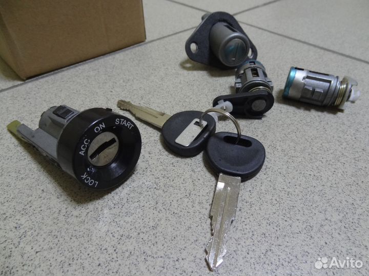 Комплект личинок замков Chevrolet Lanos