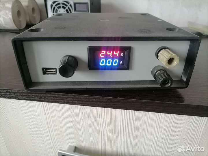 Блок питания, регулируемый. 1.3вольтХ24вольт