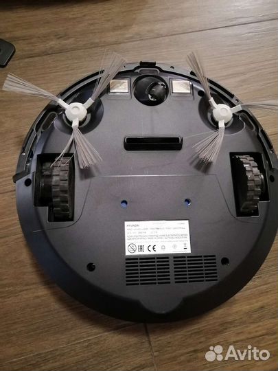 Робот пылесос