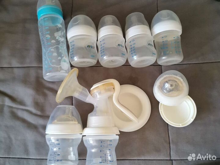 Бутылочки для кормления avent и молокоотсос ручной
