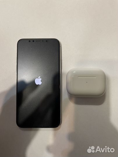 iPhone X, 256 ГБ
