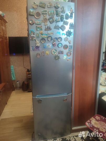 Холодильник Bosch NatureCool KGV39XL2AR