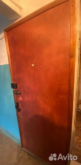 Дверь входная металлическая бу