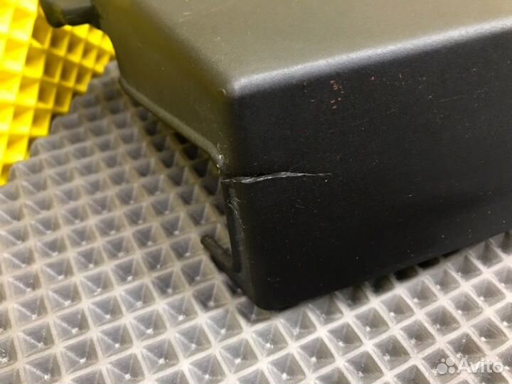 Накладка Mercedes-Benz W124 M111 2.0 1993