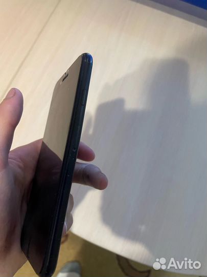 Мобильные телефоны бу iPhone 7