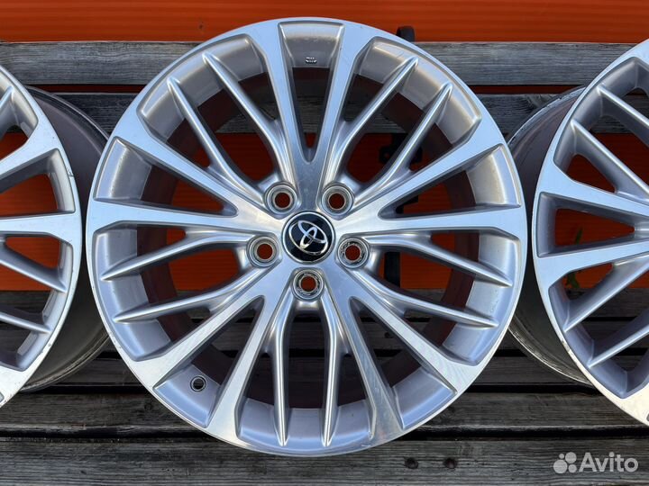Оригинальные диски R18 от Toyota Camry