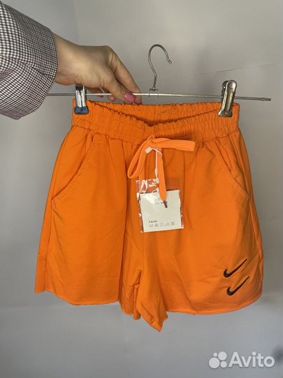 Новые шорты на девочку в ассортименте