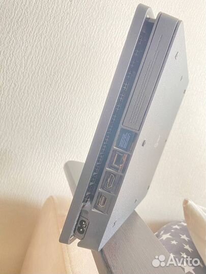 Sony playstation 4 slim 1tb с играми, 2 джойстика