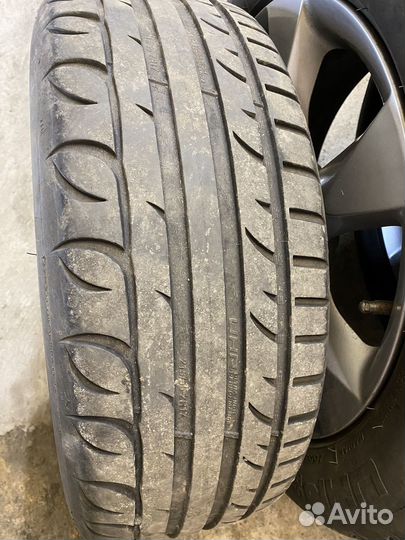 Колеса от Nissan 215/55 R17. Комплект. Лето