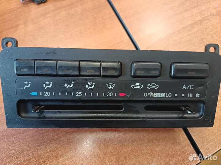 Продам блок управления климат контролем