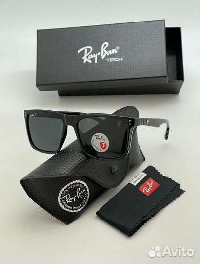 Солнцезащитные очки Ray Ban