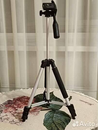 Штатив для фотоаппарата canon