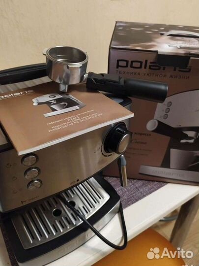 Кофеварка рожковая polaris