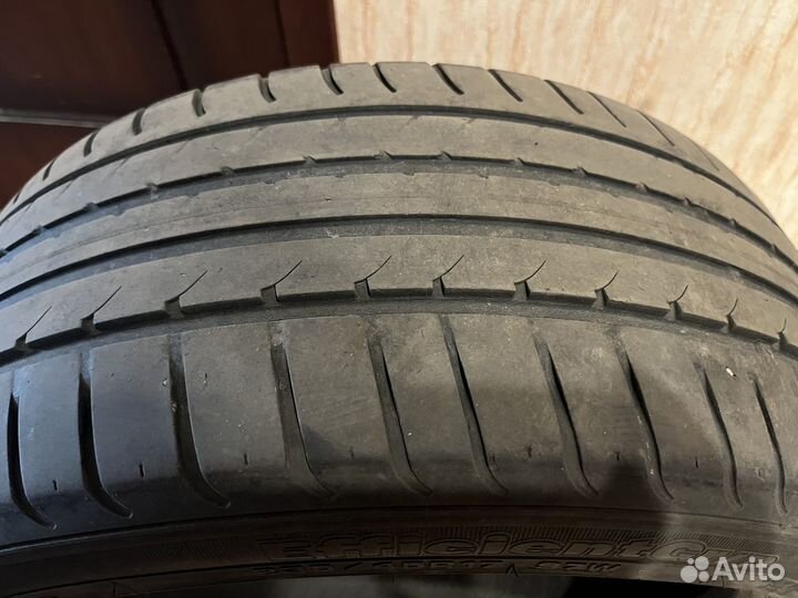 Goodyear EfficientGrip 235/45 R17 97W