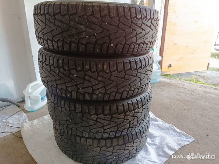Pirelli Ice Zero 225/65 R17 106T