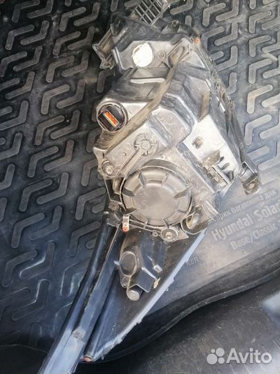 Фара на hyundai solaris