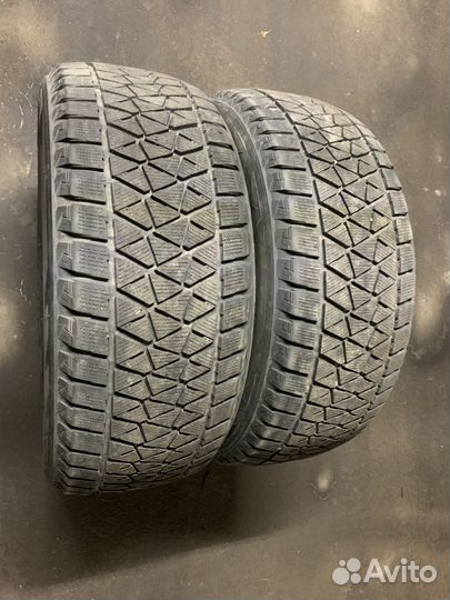 Bridgestone Blizzak DM-V2 275/55 R20 117T