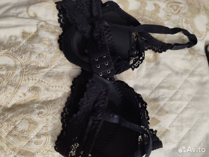 Бюстгалтер