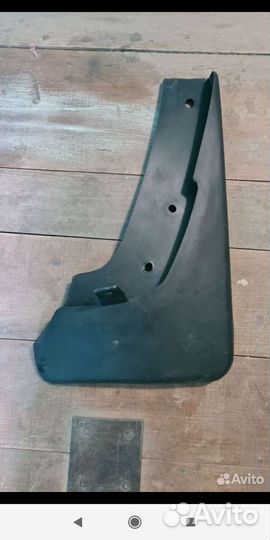 Задний правый,передний левый нисан хтрейл т31