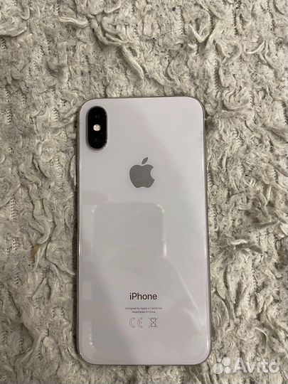 Телефон iPhone 10