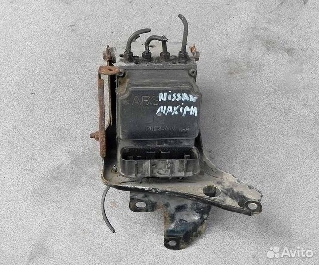 Блок ABS Nissan Maxima A33