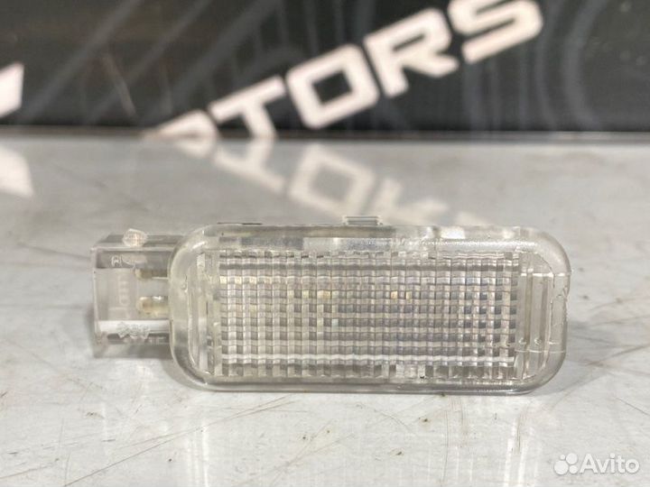 Плафон салона Audi A4 B6 ASN 2004