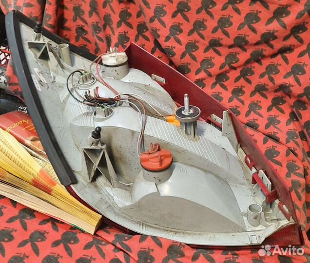 Фонарь задний правый Skoda fabia 2