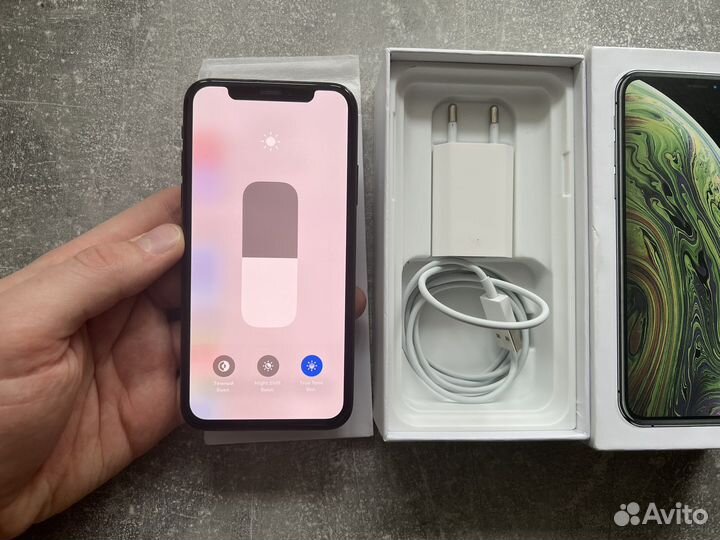 iPhone XS 64GB