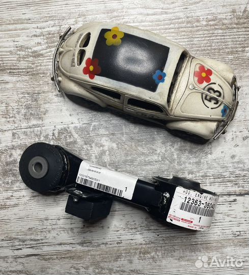 Подушка двигателя Toyota