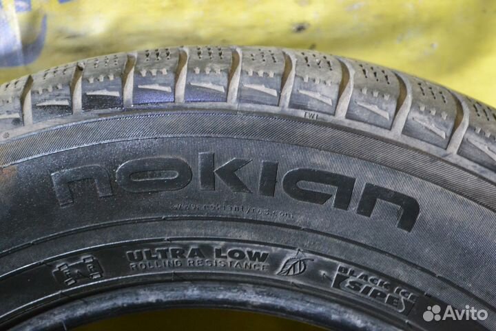 Nokian Tyres Hakkapeliitta R 215/65 R16