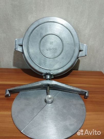 Сковорода для цыпленка табака СССР