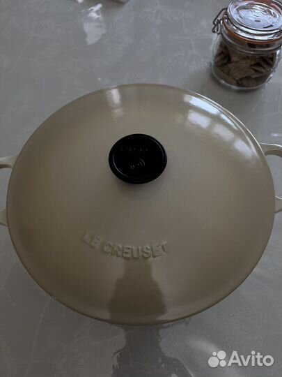 Кастрюля чугунная Le creuset