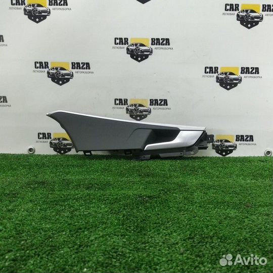 Ручка двери внутренняя передняя правая Audi A4