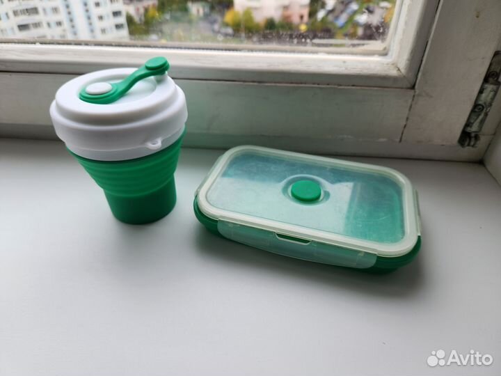Силиконовый стакан и контейнер