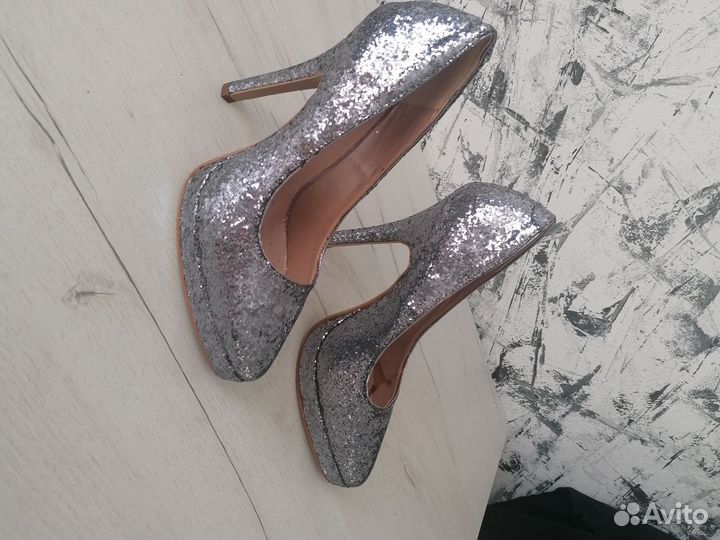 Туфли женские 38 размер