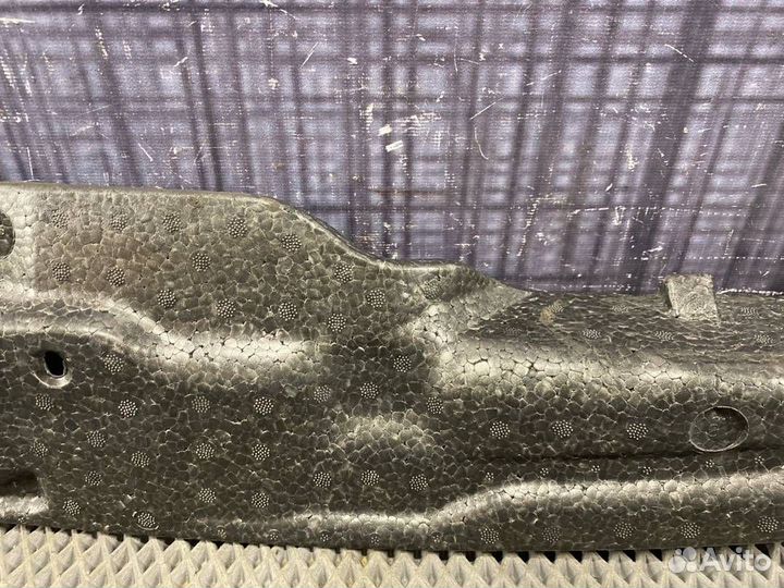 Пыльник крыла правый Audi Allroad C5 ARE 2001