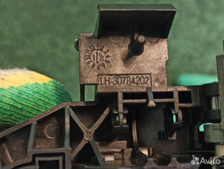 Ручка двери Jaguar Xf X250