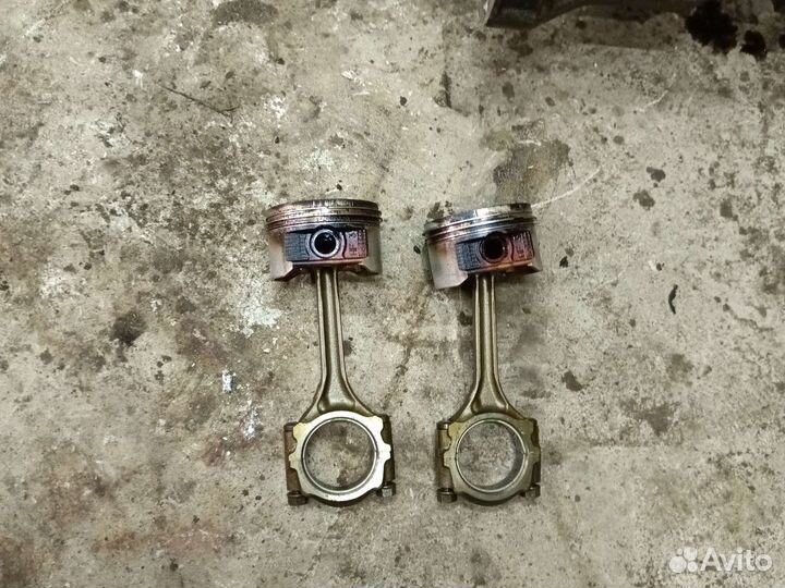 Шатун с поршнем d17A Honda Civic stream 1.7