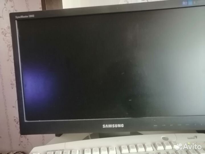 Монитор Samsung 2043SN