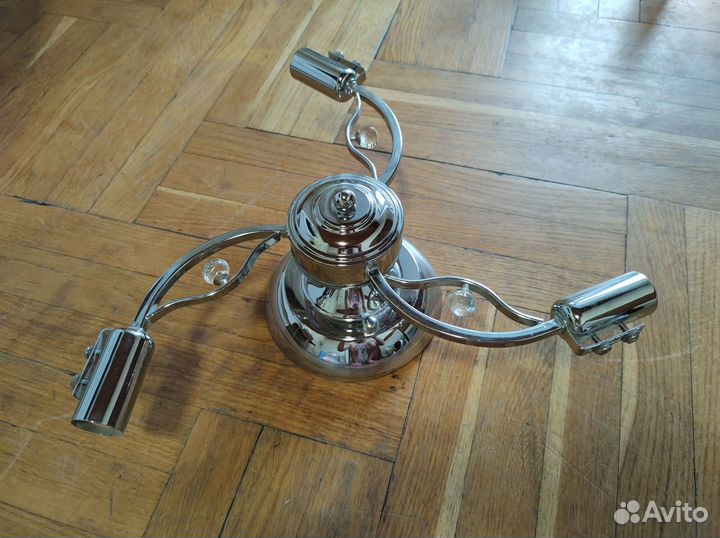 Потолочный светильник